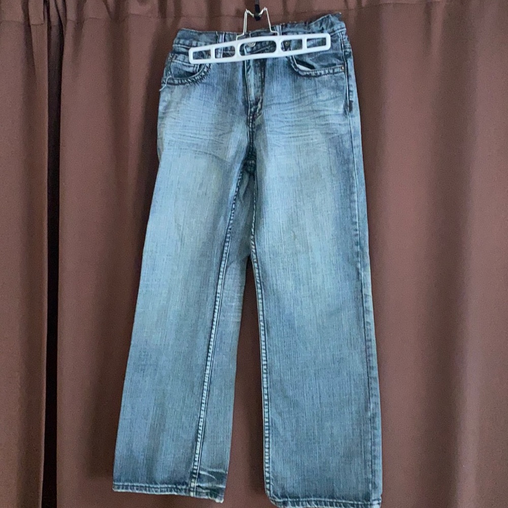 BOYS LIGHT WASH JEANS